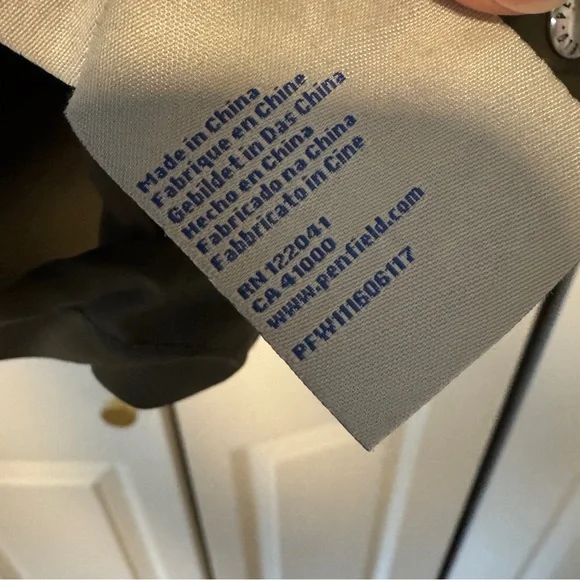 Mens Penfield Vassan Mountain Parka Jacket in Olive Green S - pocket flaw - Picture 7 of 9